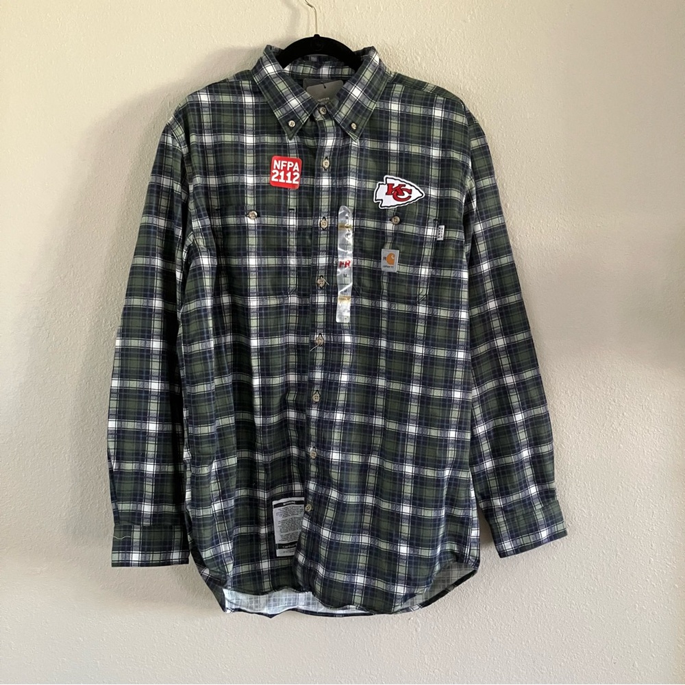 *NWT* FR Plaid Carhartt Size M *READ DESCRIPTION*
